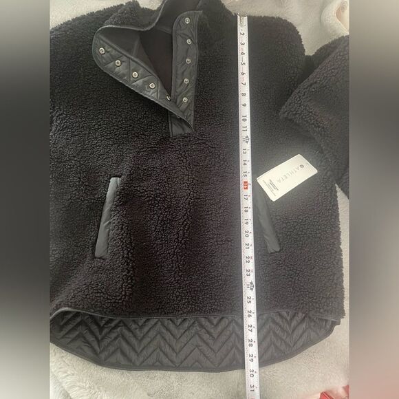 NWT ATHLETA Cozy Sherpa Snap Sweatshirt Size XL Black - Picture 16 of 16